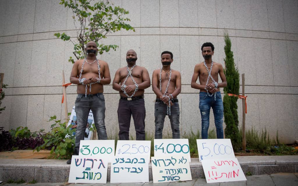 הפגנה נגד תכנית הגירוש של נתניהו ב-2018 (צילום: Miriam Alster/Flash90)