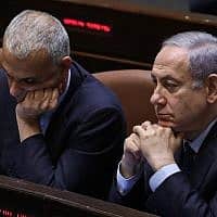 בנימין נתניהו ומשה כחלון (צילום: נועם רבקין פנטון/פלאש90) בנימין נתניהו ומשה כחלון (צילום: נועם רבקין פנטון/פלאש90)