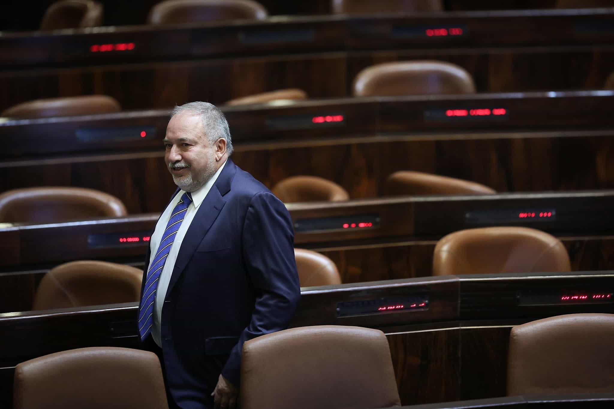 אביגדור ליברמן במליאת הכנסת לפני ההצבעה על פיזור הכנסת ה-21 (צילום: נועם רבקין פנטון/פלאש90)