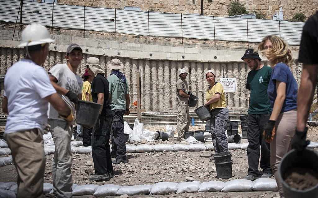 חפירה ארכיאולוגית ב"עיר דוד" במזרח ירושלים (צילום: אורי לנץ / פלאש 90)