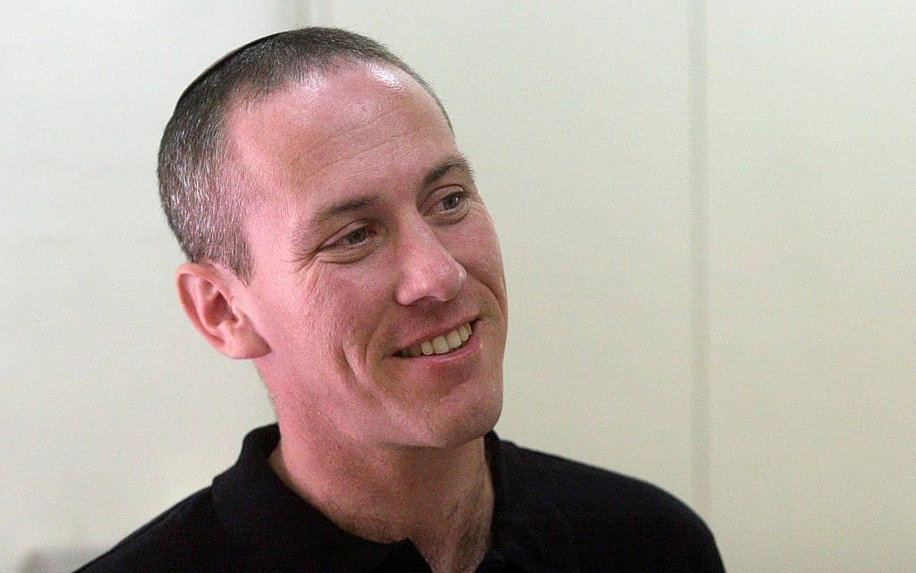 חילי טרופר. "בלה בלה" (צילום: רוני שוצר/פלאש 90) חילי טרופר. "בלה בלה" (צילום: רוני שוצר/פלאש 90)