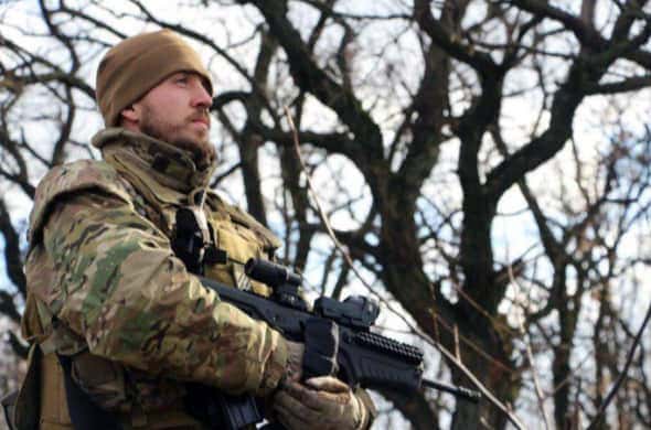 לוחם המיליציה האוקראינית ״אזוב״