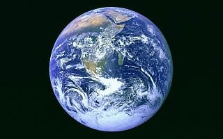 ״השיש הכחול״ – תמונה של כדור הארץ מהחלל (צילום: NASA mission Apollo 17)