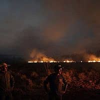 אמזונס עולה באש (צילום: AP Photo/Leo Correa)