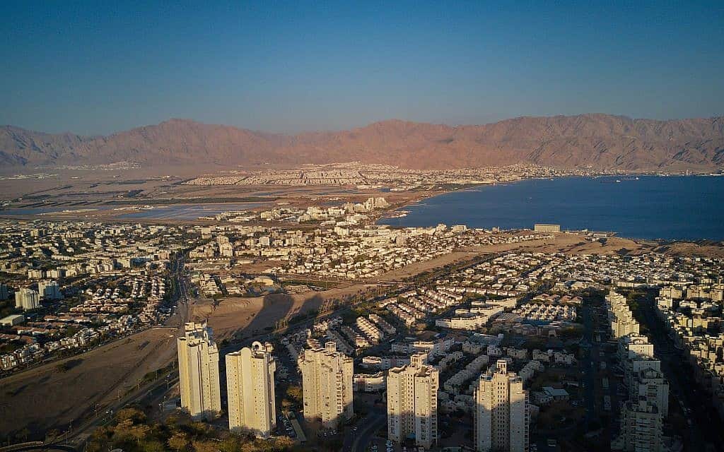 תצפית אווירית על העיר אילת (צילום: Menachem Lederman/Flash90)