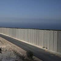 גבול ישראל-לבנון (צילום: Sebastian Scheiner, AP)