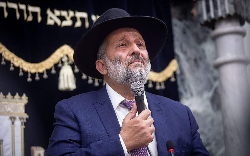 אריה דרעי בבית הכנסת היזדים ב-14 בספטמבר 2019 (צילום: Aharon Krohn/Flash90)