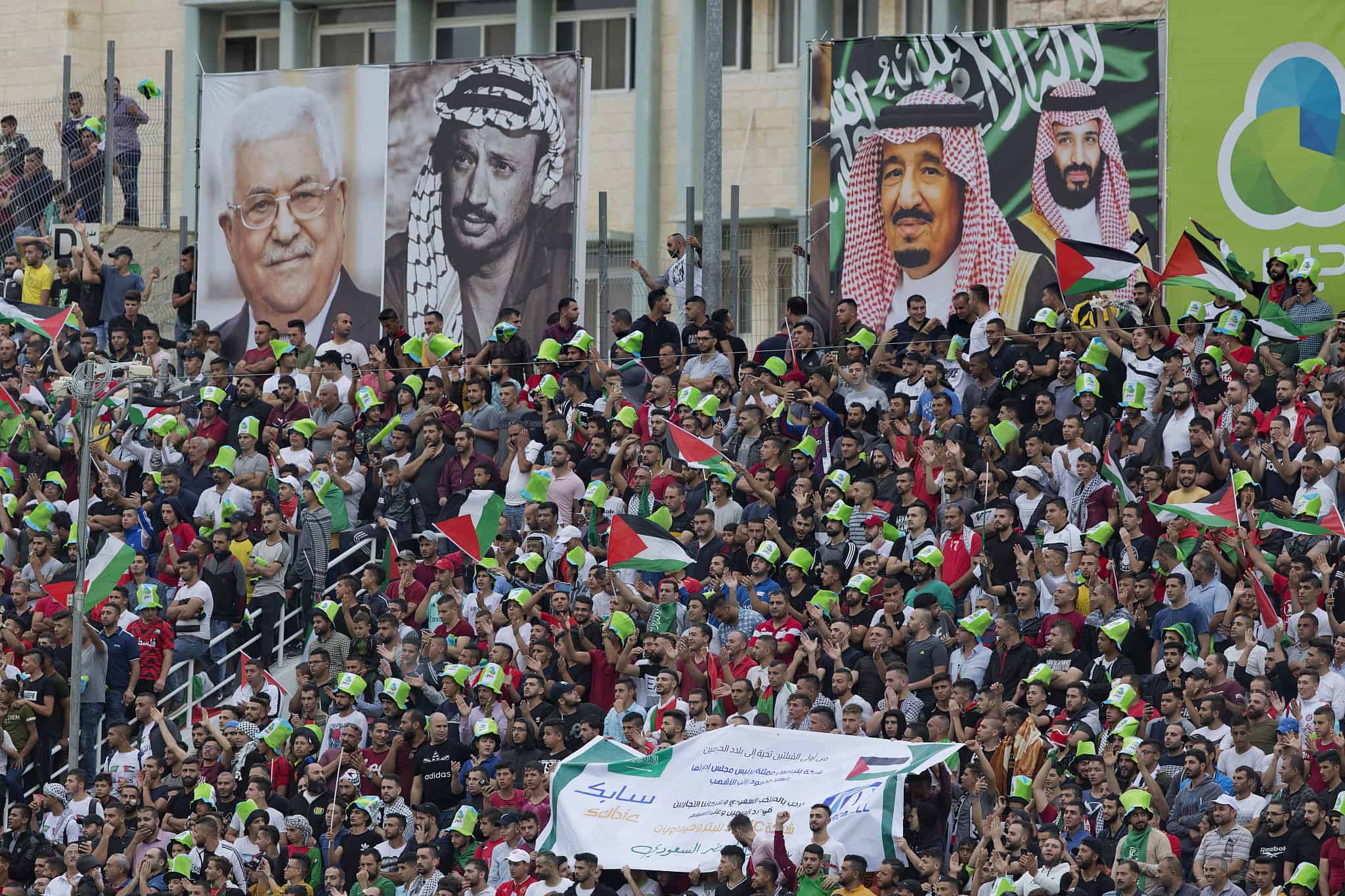משחק הכדורגל בין נבחרת הרשות הפלסטינית לנבחרת סעודיה (צילום: AP Photo/Nasser Nasser)