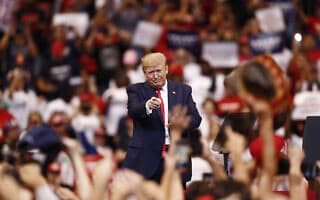 דונלד טראמפ (צילום: AP Photo/Brynn Anderson) דונלד טראמפ (צילום: AP Photo/Brynn Anderson)