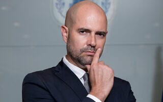 אמיר אוחנה (צילום: מרים אלסטר/פלאש90) אמיר אוחנה (צילום: מרים אלסטר/פלאש90)