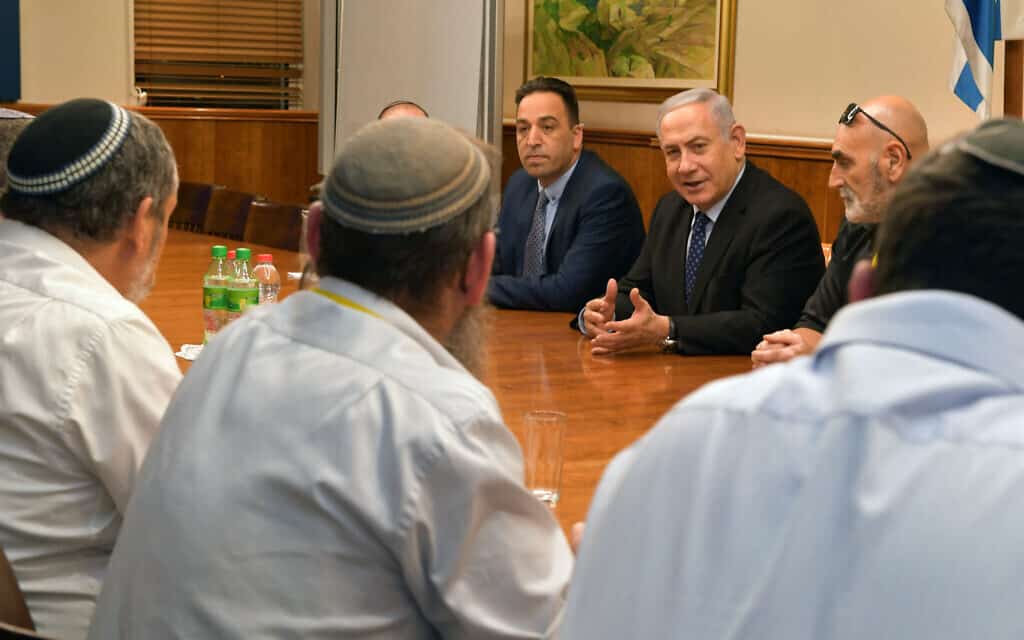 פגישת ראש הממשלה בנימין נתניהו עם ראשי מועצת יש"ע (צילום: קובי גדעון/לע״מ)