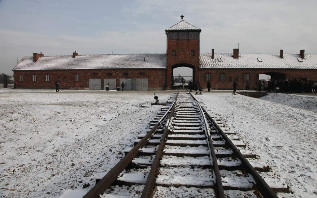 מחנה הריכוז אושוויץ (צילום: יצחק הררי, פלאש 90)