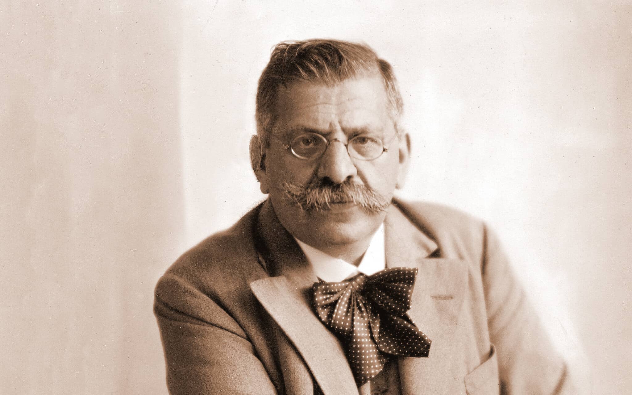 ד"ר מגנוס הירשפלד, 1927 (צילום: Magnus Hirschfeld Gesellschaft e.V., Berlin)