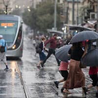 גשם בירושלים, אוקטובר 2019 (צילום: Yonatan Sindel/Flash90)