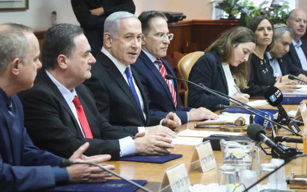 ישיבת ממשלה בראשות נתניהו (צילום: מרק ישראל סלם, פלאש 90)