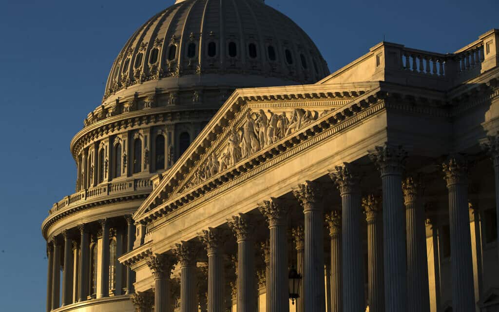 בניין הקפיטול, מקום מושבו של הסנאט (צילום: Matt Rourke, AP)
