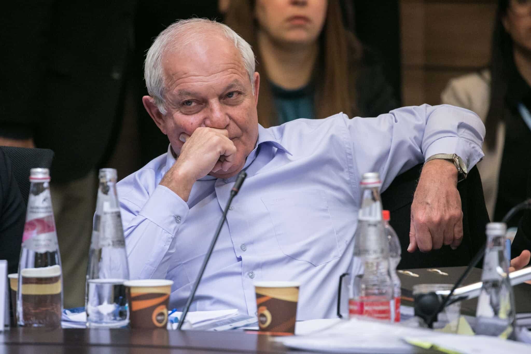 חיים כץ במהלך הדיון בבקשת החסינות שלו בוועדת הכנסת. 4 בפברואר 2020 (צילום: Olivier Fitoussi/Flash90)