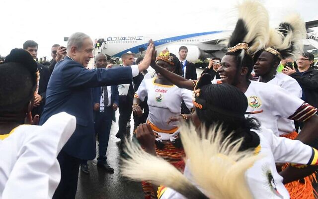ראש הממשלה בנימין נתניהו בעת ביקורו באנטבה, אוגנדה. פברואר 2020 (צילום: חיים צח / לע&quot;מ‎)