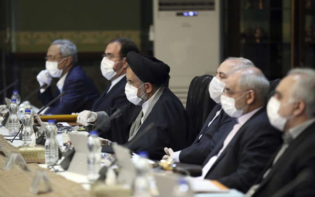 משבר הקורונה: כינוס הקבינט האיראני (צילום: Office of the Iranian Presidency via AP)