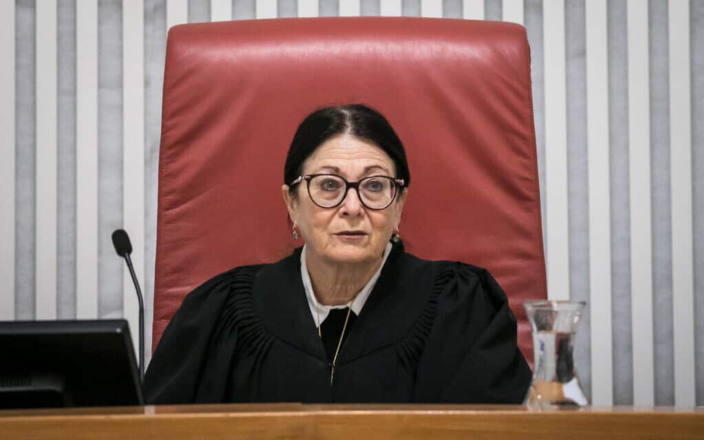 נשיאת בית המשפט העליון אסתר חיות (צילום: Olivier Fitoussi/Flash90)
