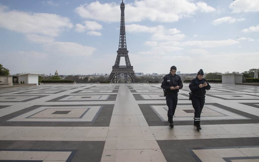 צרפת, אפריל 2020 (צילום: AP Photo/Michel Euler)