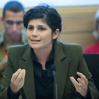 ח"כ שרן השכל בדיון בוועדת הבריאות בנושא הרפורמה בנגישות לקנביס רפואי, ינואר 2017 (צילום: Yonatan Sindel/Flash90) ח"כ שרן השכל בדיון בוועדת הבריאות בנושא הרפורמה בנגישות לקנביס רפואי, ינואר 2017 (צילום: Yonatan Sindel/Flash90)