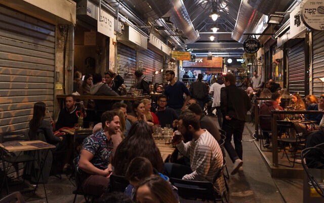 שוק מחנה יהודה בירושלים. מקומות בילוי פתוחים עד השעות הקטנות של הלילה (תצלום ארכיון 2018) (צילום: Dario Sanchez/Flash90)
