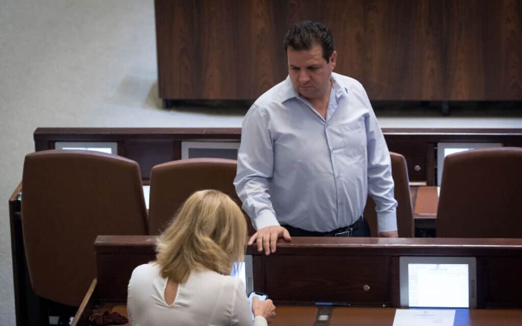 איימן עודה בכנסת, ארכיון (צילום: יונתן זינדל, פלאש 90) איימן עודה בכנסת, ארכיון (צילום: יונתן זינדל, פלאש 90)