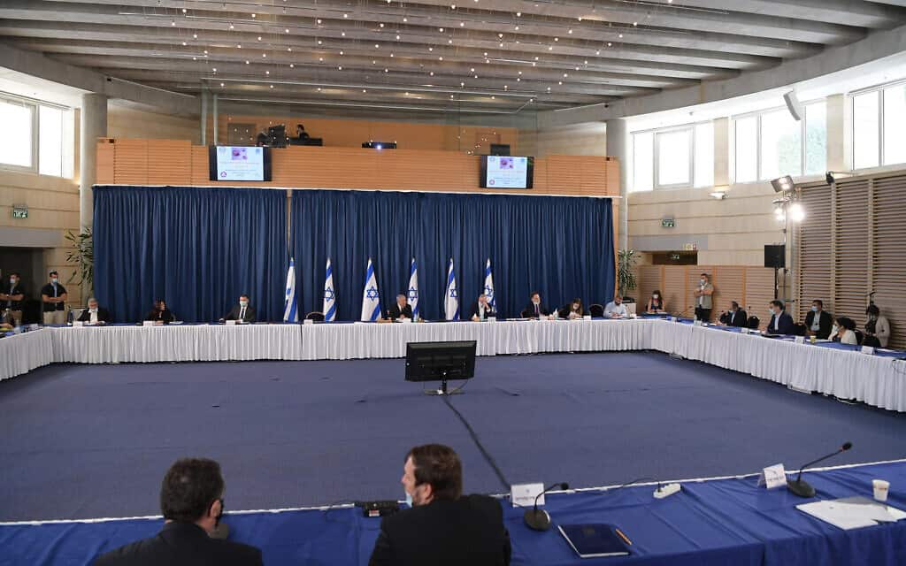 ישיבה של קבינט הקורונה במשרד החוץ בירושלים, 8 ביוני 2020 (צילום: עמוס בן גרשום/לע&quot;מ)