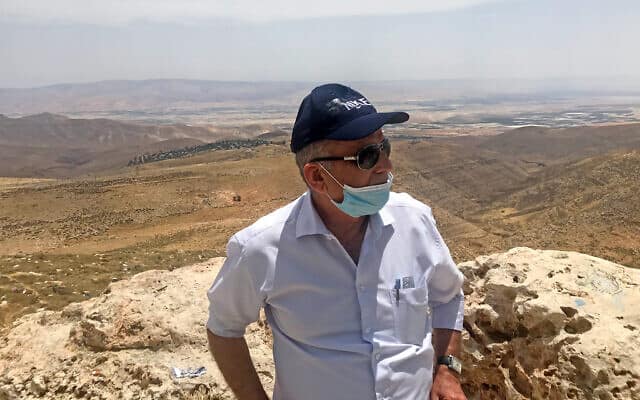 רן כהן בסיור מרצ בגדה המערבית, ב-4 ביוני 2020 (צילום: אמיר בן-דוד)