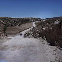 הדרך לחרבת ג'ינבה שבמסאפר יטא (צילום: אלדד רפאלי)