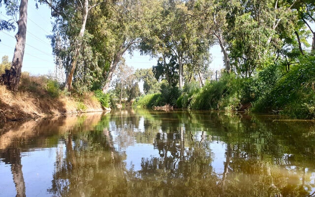 מקטע רמת גן בנחל הירקון המתוכנן לפתיחה לשייט (צילום: אביב לביא)