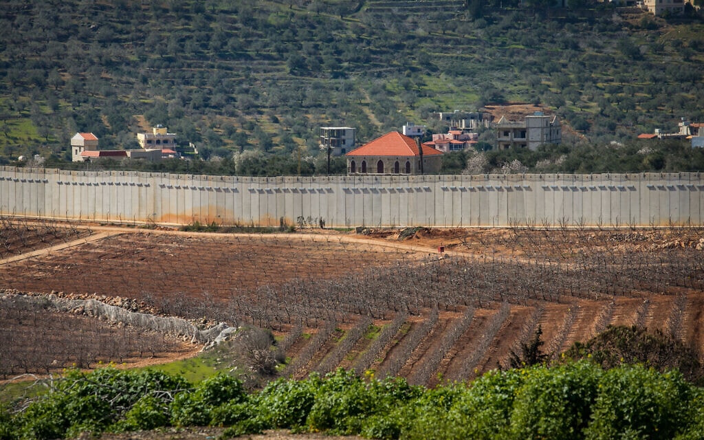 גבול ישראל לבנון מהצד הישראלי (צילום: Anat Hermony/FLASH90)