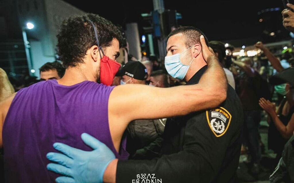 הפגנה בתל אביב, 18.7.2020 (צילום: Boaz Fradkin@ Photographe)