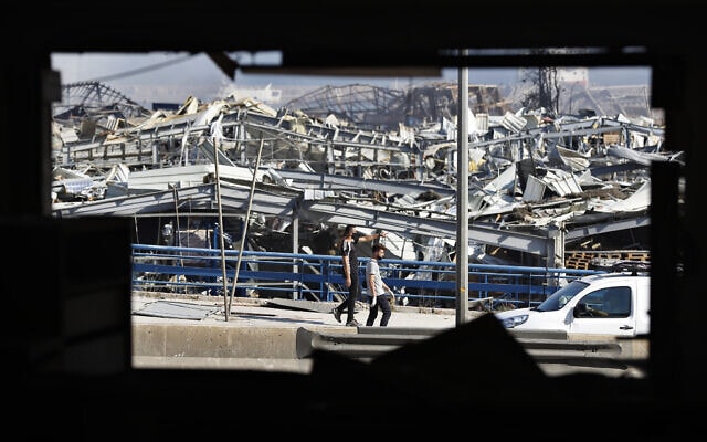 ההרס בעקבות הפיצוץ בנמל ביירות בלבנון, אוגוסט 2020 (צילום: AP Photo/Hussein Malla)