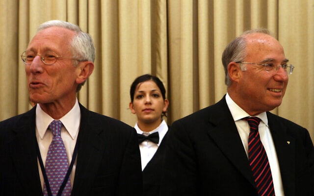 נגידי בנק ישראל לשעבר יעקב פרנקל (מימין) וסטנלי פישר (צילום: Flash90)