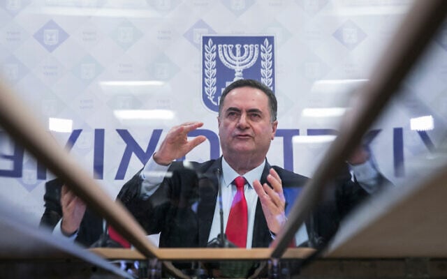 שר האוצר ישראל כ&quot;ץ במסיבת עיתונאים במשרדו בירושלים, 1 ביולי 2020 (צילום: אוליבייה פיטוסי, פלאש 90)