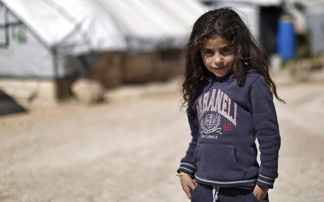 אילוסטרציה, ילדה סורית במחנה פליטים בלבנון, אוגוסט 2019 (צילום: AP Photo/Hassan Ammar)