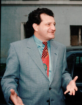 שבתאי קלמנוביץ&#039; ב-1994 (צילום: Moshe Shai/FLASH90)