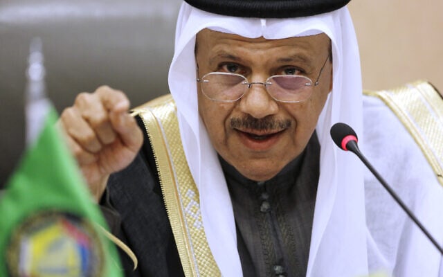 שר החוץ של בחריין, עבד א-לטיף א-זיאני, בבירת סעודיה ריאד, 10 בדצמבר 2019 (צילום: Amr Nabil, AP)