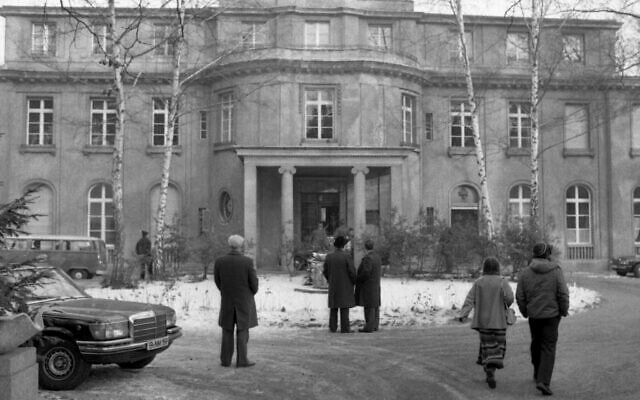 הבניין שבו נערכה ועידת ואנזה הנאצית, כפי שצולם ב-1982