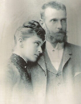 אליזבת פיודורובנה ובעלה, הארכי-דוכס סרגיי מרוסיה, שנות ה-80 של המאה ה-19 (צילום: נחלת הכלל)