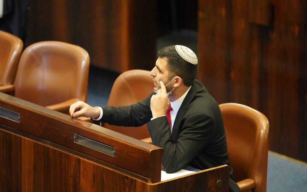 ח"כ שלמה קרעי, מגיש שאילתה על פסילת היועמש מנדלבליט בכנסת, 4.11.2020 (צילום: דני שם טוב, דוברות הכנסת) ח"כ שלמה קרעי, מגיש שאילתה על פסילת היועמש מנדלבליט בכנסת, 4.11.2020 (צילום: דני שם טוב, דוברות הכנסת)