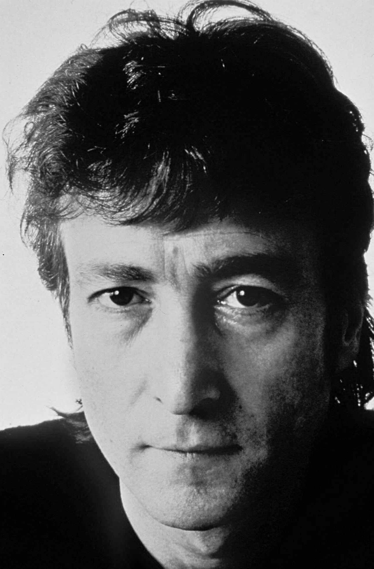 ג&#039;ון לנון, ארבעה ימים לפני הירצחו. 4 בדצמבר 1980 (צילום: AP Photo)