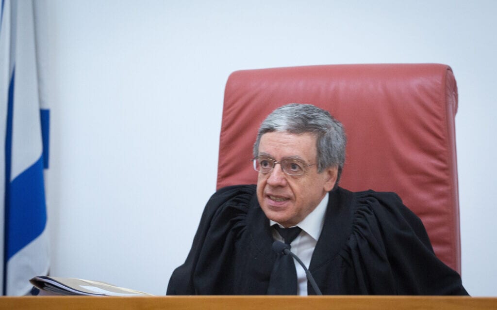 מני מזוז בשבתו כשופט בית המשפט העליון (צילום: מרים אלסטר/פלאש90)