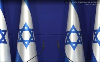 מתוך שידור חי של אחת מהצהרות רה"מ בנימין נתניהו (צילום: צילום מסך) מתוך שידור חי של אחת מהצהרות רה"מ בנימין נתניהו (צילום: צילום מסך)