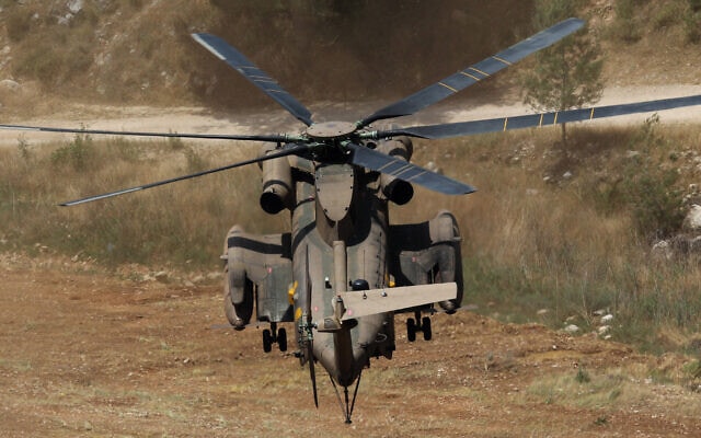 מסוק יסעור &#8211; סיקורסקי CH-53 בשימוש צה&quot;ל, מאי 2015 (צילום: עופר צידון/פלאש90)