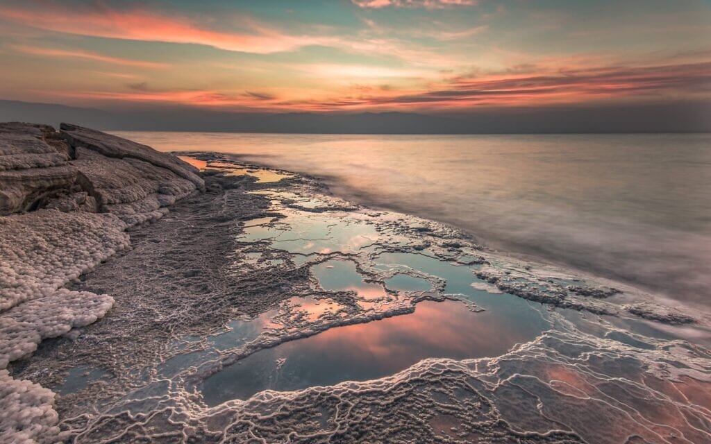 ים המלח בצילום המשתתף בתערוכה (צילום: דורית ברקוביץ&#039;)