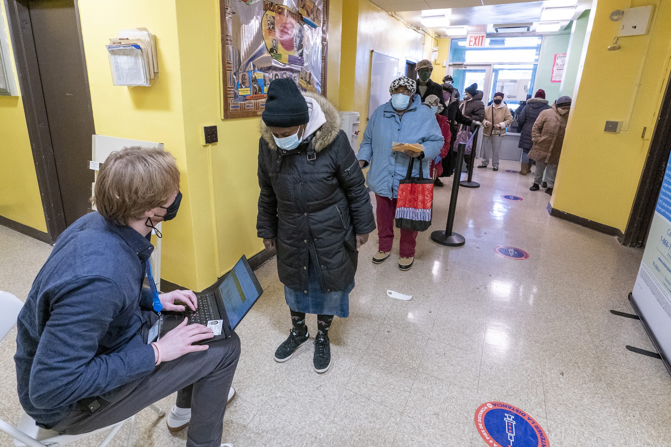 מרכז חיסונים בבית אבות ברוקלין, 23 בינואר 2021 (צילום: AP Photo/Mary Altaffer, Pool)