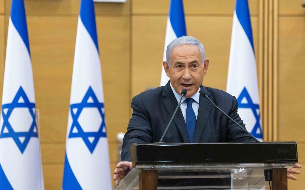 ראש הממשלה בנימין נתניהו מוסר הצהרה לתקשורת בכנסת, 30 במאי 2021 (צילום: Yonatan Sindel/Flash90)